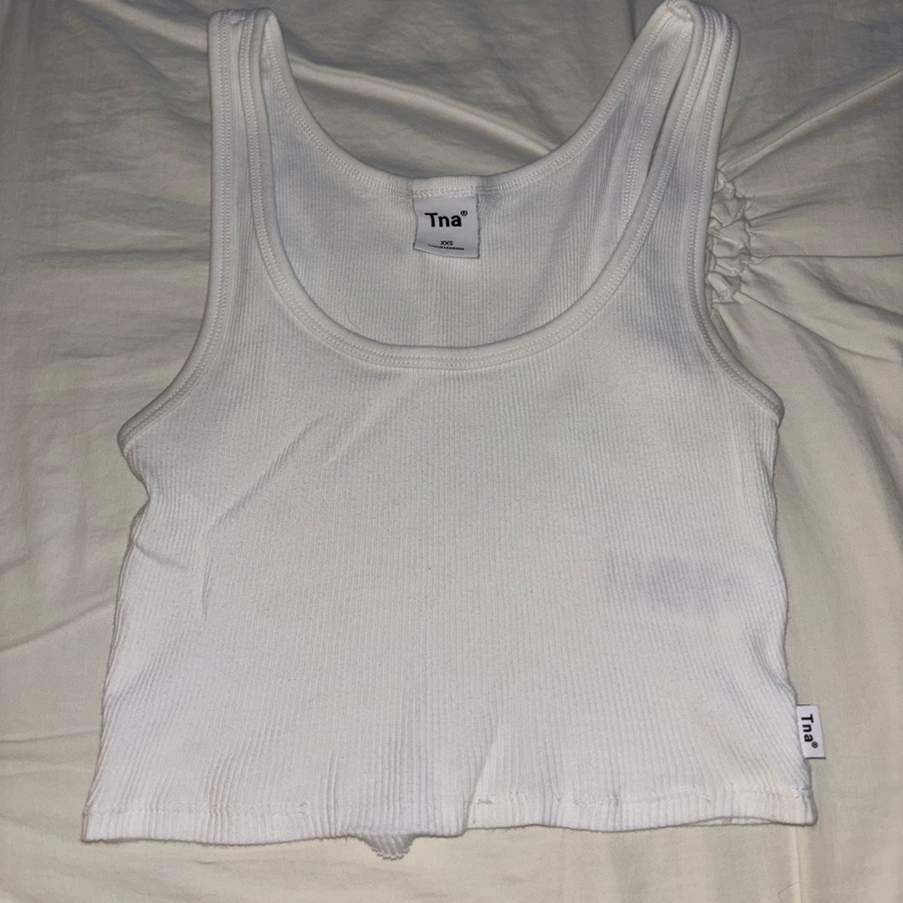 Aritzia TNA Tank